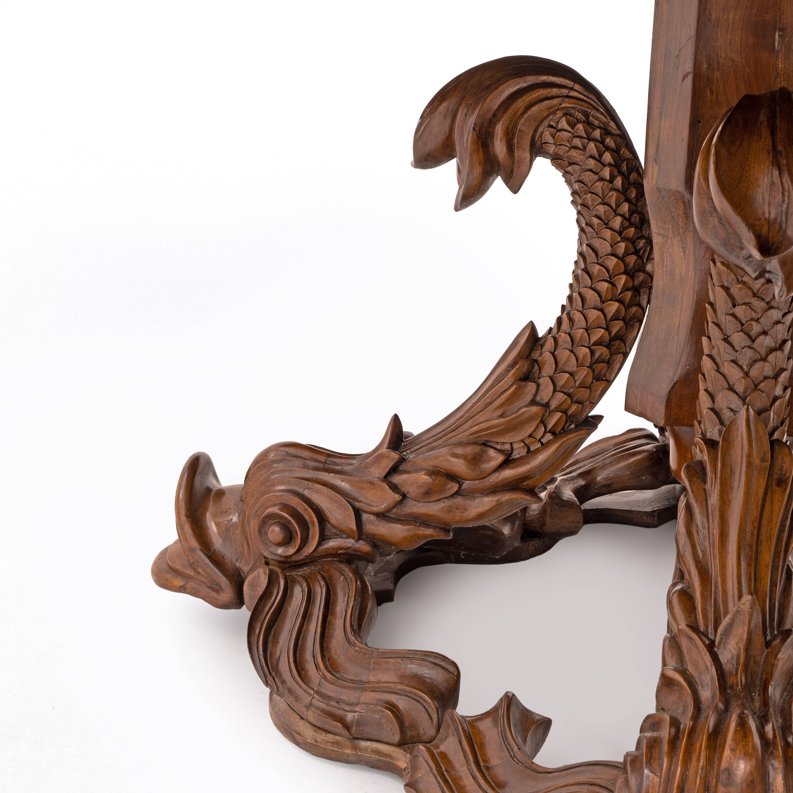 Attributed to Henry Eyles Victorian Walnut Center Table England Mid-19th