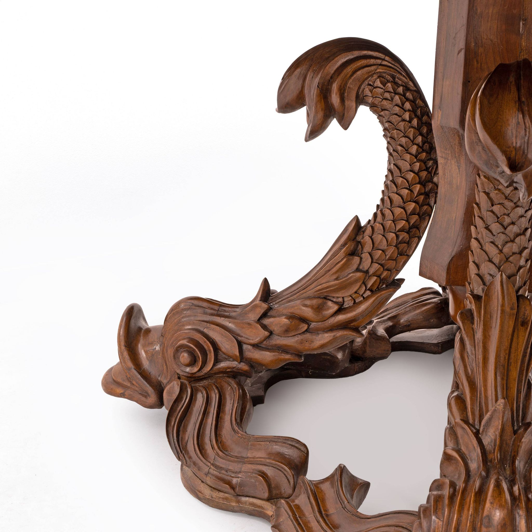 Attributed to Henry Eyles Victorian Walnut Center Table England Mid-19th
