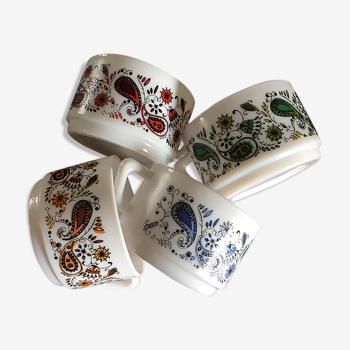 4 tasses des années 70 de la marque arcopal 4 couleurs différentes motifs cachemire