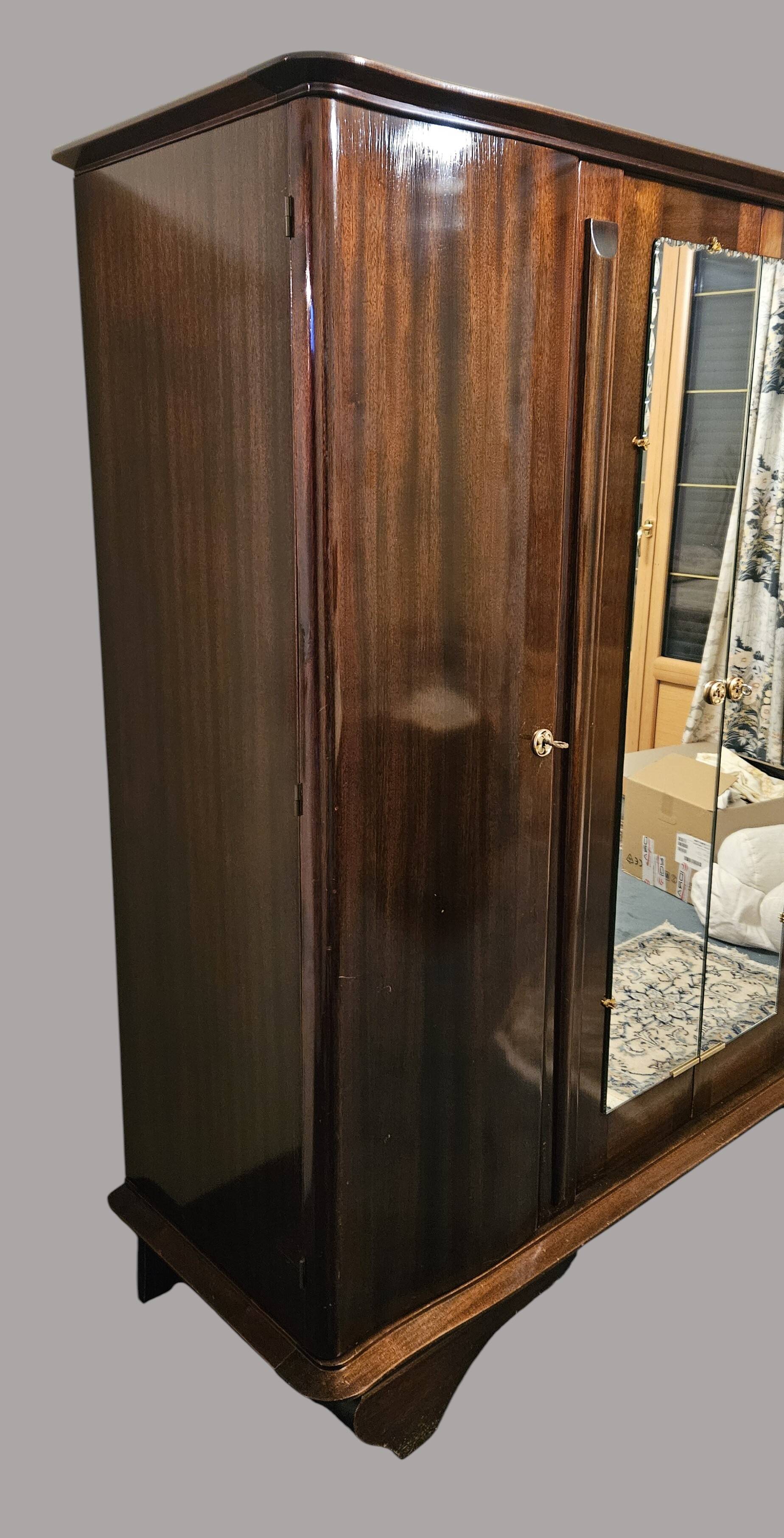 Varnished mahogany 4-door wardrobe