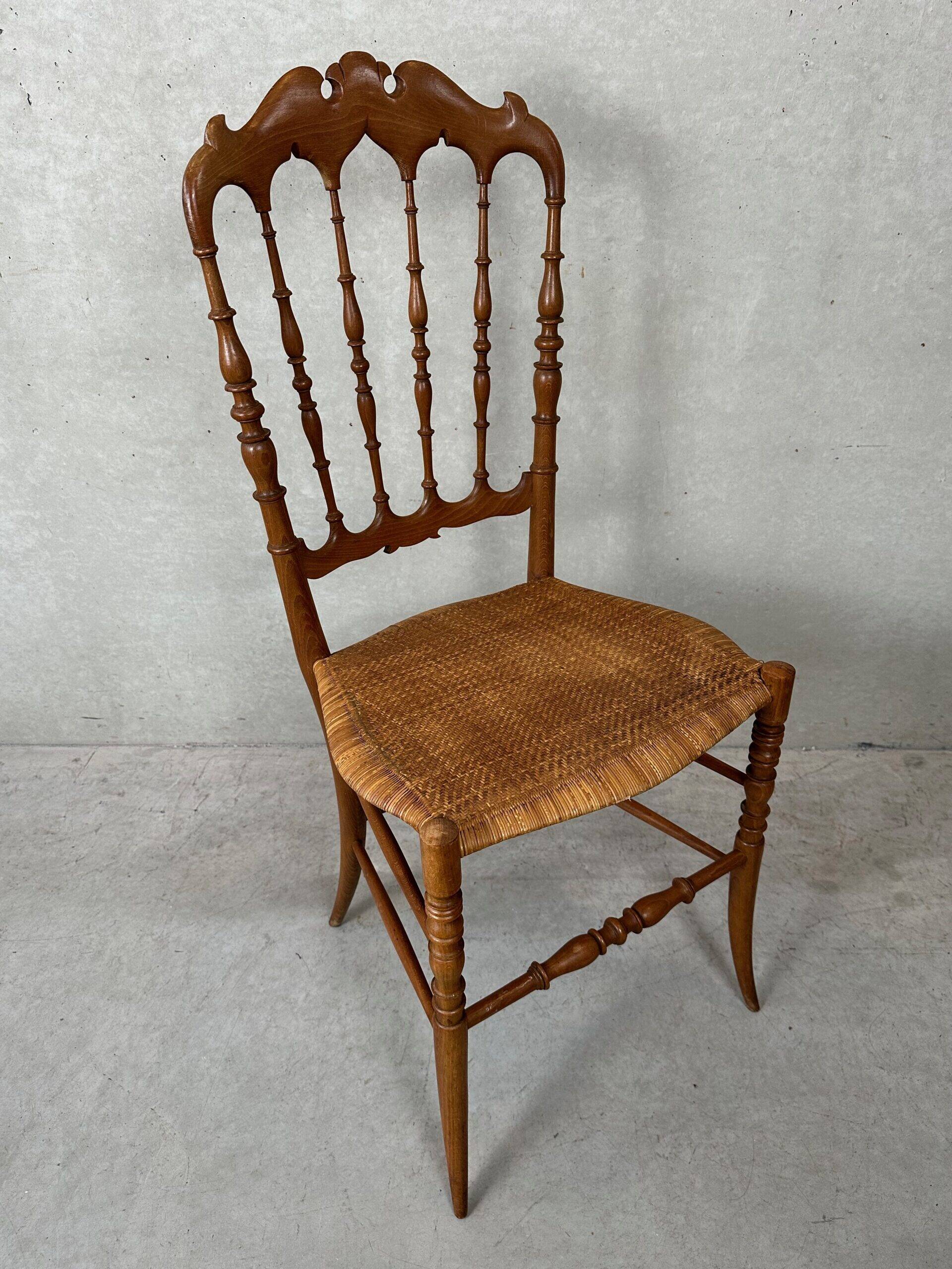 2 chaises Chiavari vintage originales – en bois