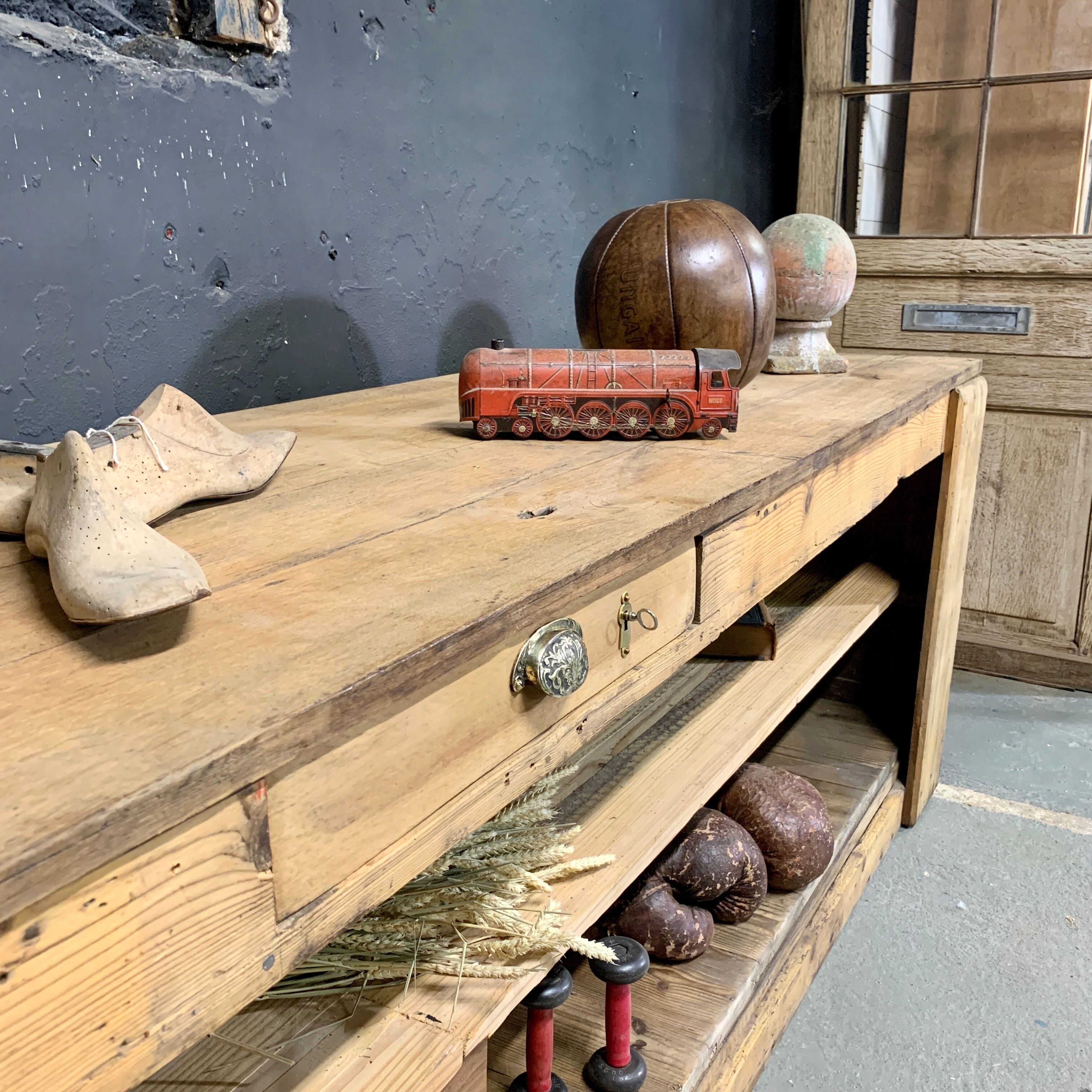 Grand Comptoir de mercerie  XIX eme