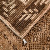 Brown & beige classic vintage rug