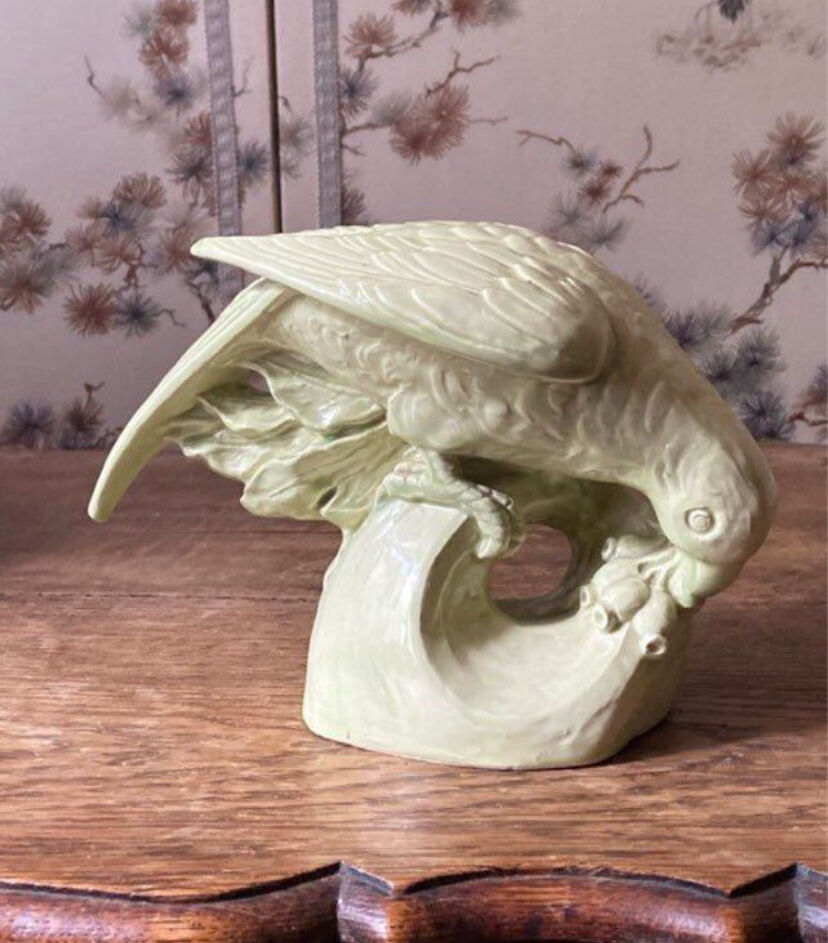 Perroquet en terre cuite Art Deco - Sevres