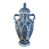 Covered pot in Delft porcelain
