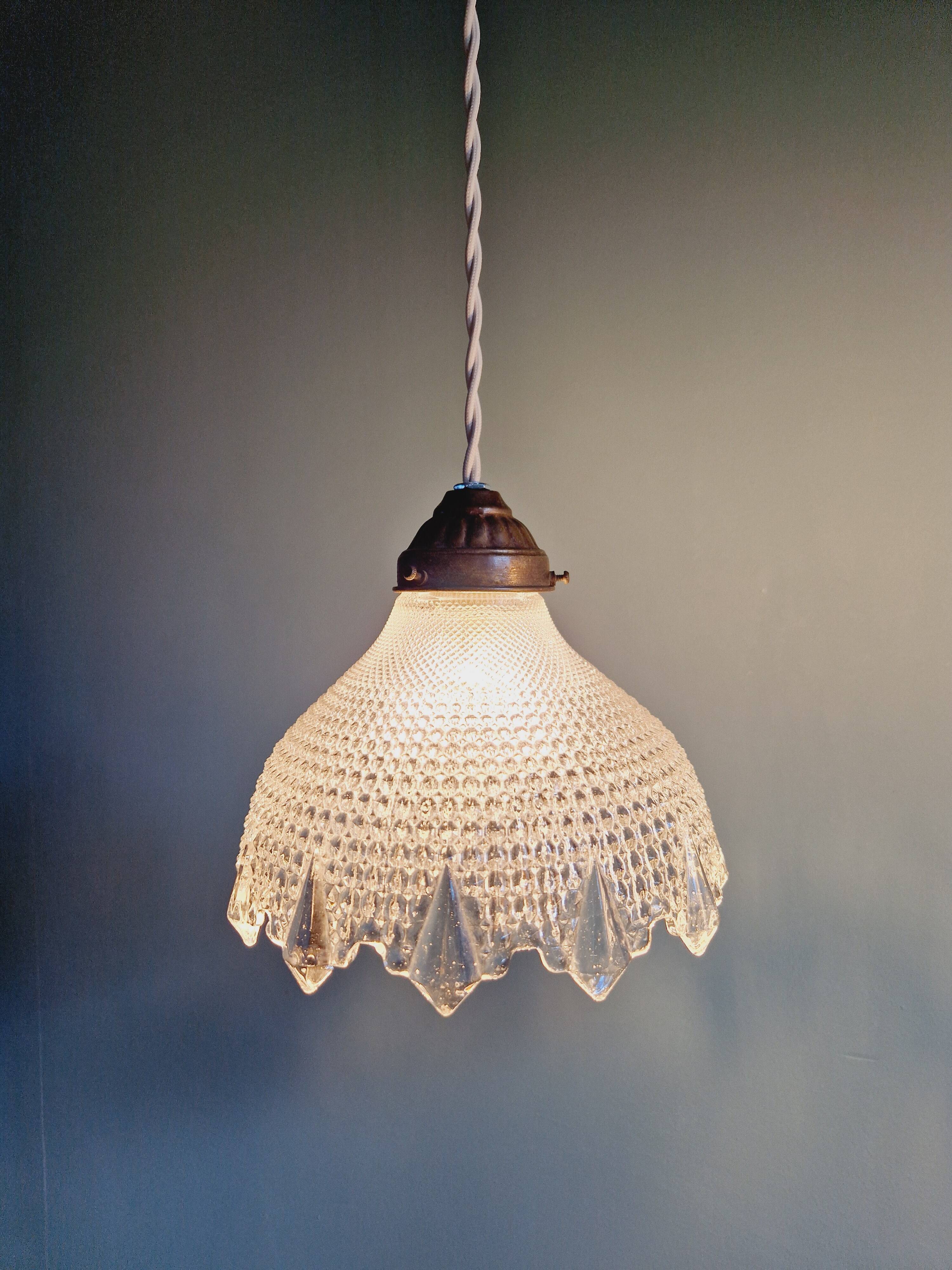 Art Deco scalloped clear glass pendant light, 1920s-30s