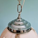 Suspension Art Déco en opaline marbrée rose, années 1920-30