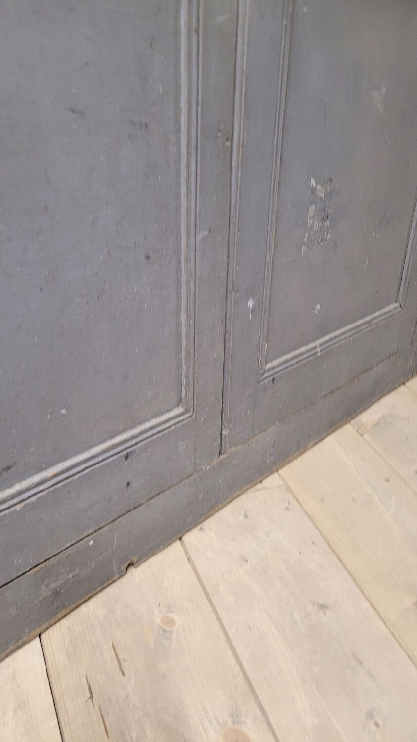Double cupboard door front in old painted fir