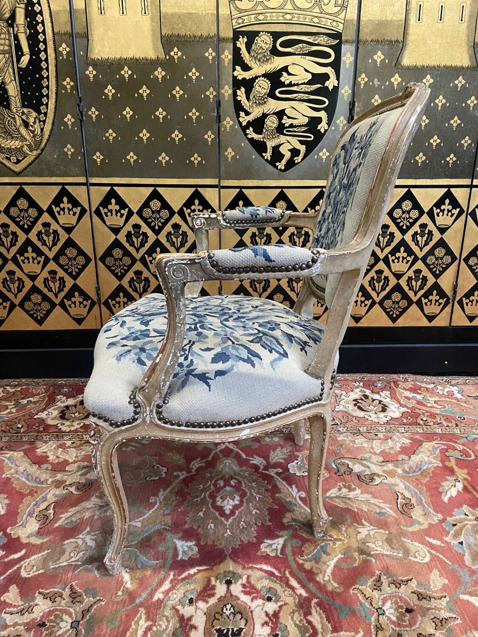 Suite of 4 Louis XV style convertible armchairs