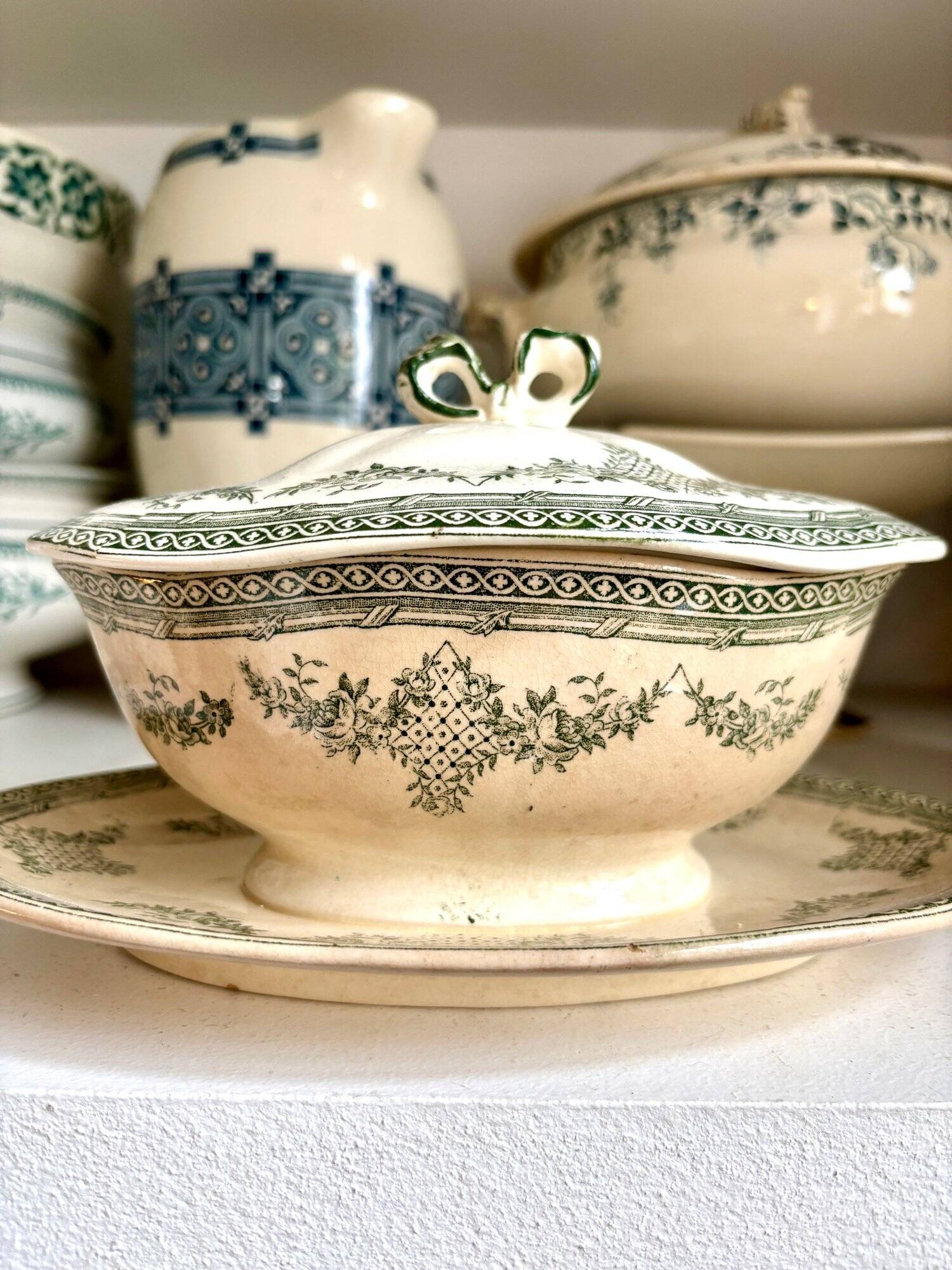 Clairefontaine iron earth gravy boat, “Antoinette” service
