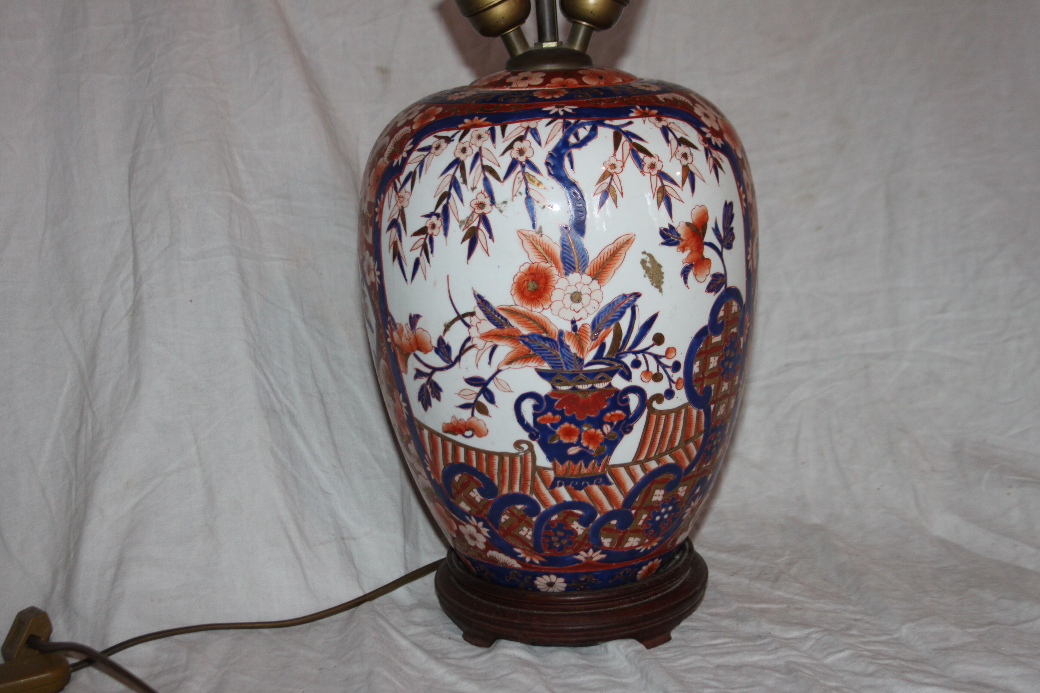 Old porcelain lamp Imari Japan XIX th