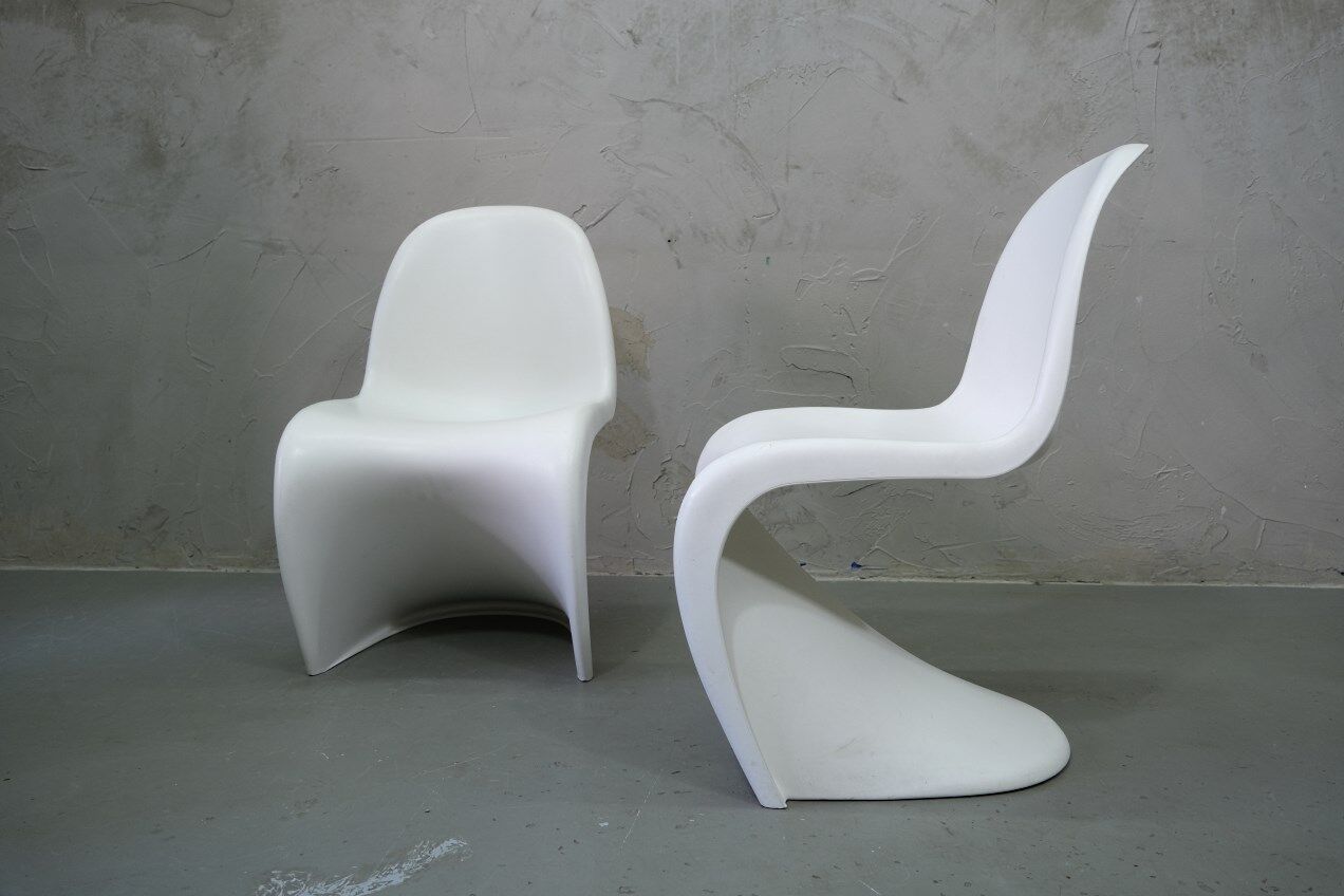 A set of 2  Panton Chairs by Verner Panton for Vitra
