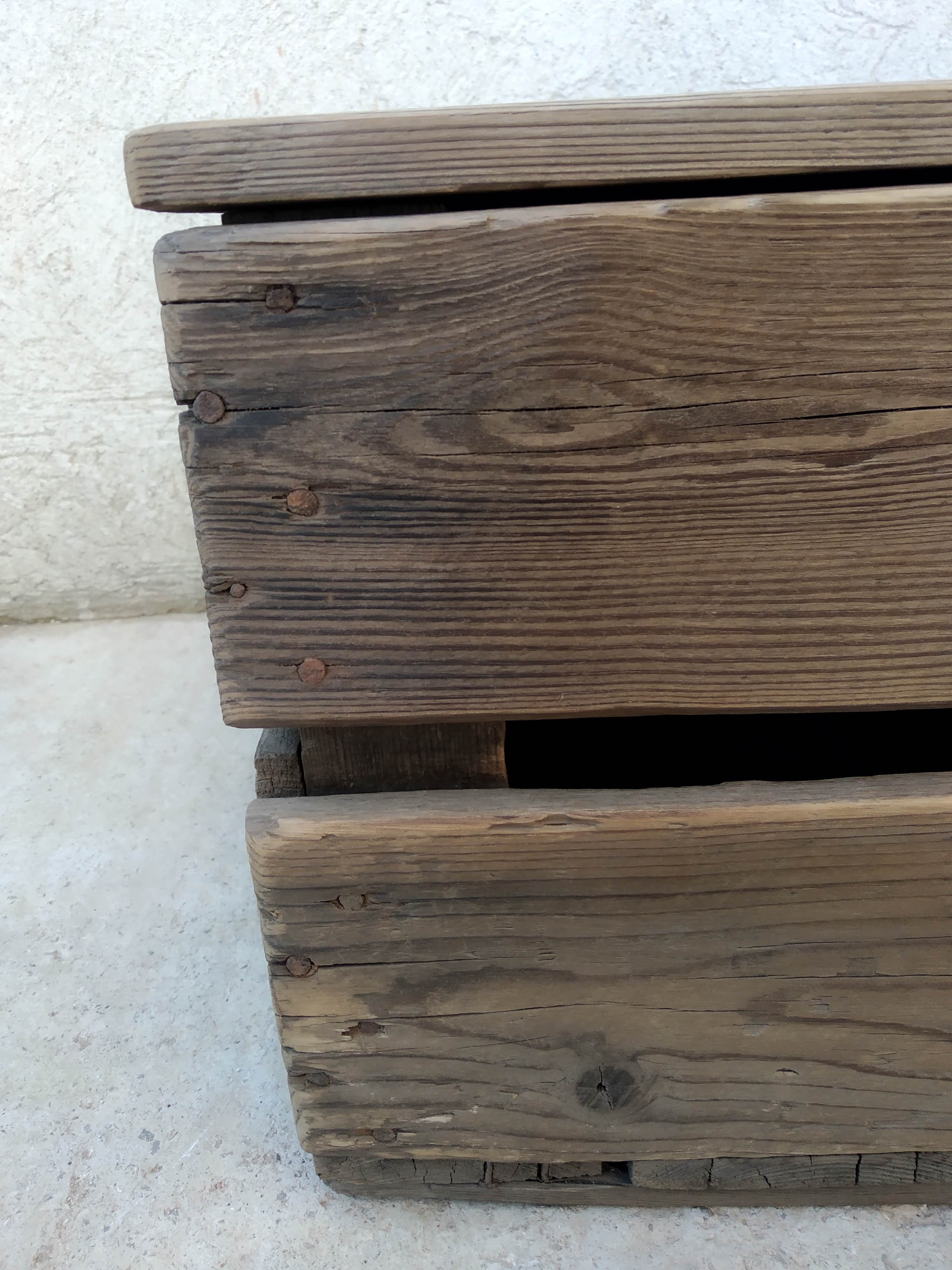 Old wooden box marked V.V Westerlee 1960