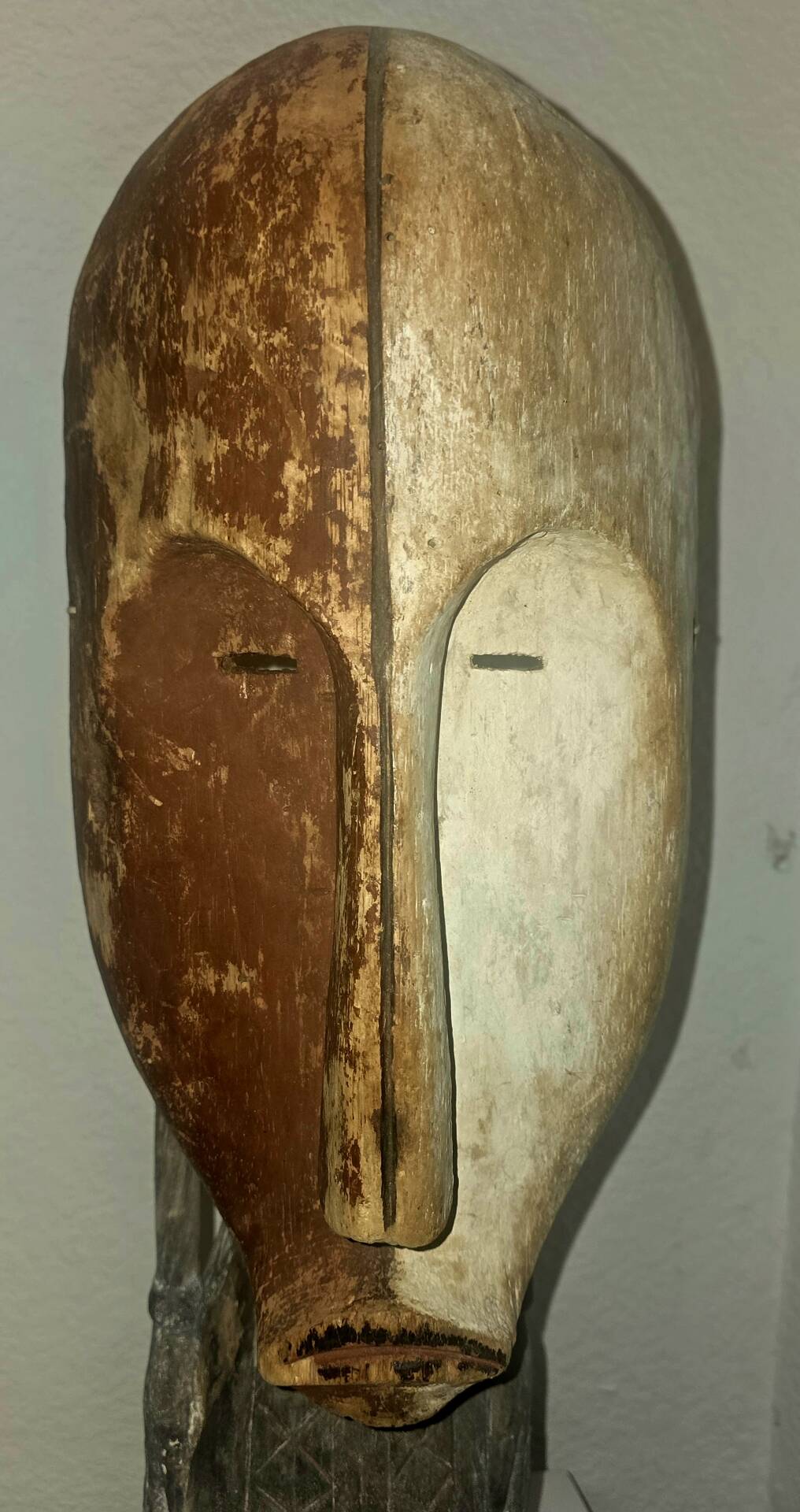 Masque africain fang début 20e-eeuwse #statue #tribus #lega
