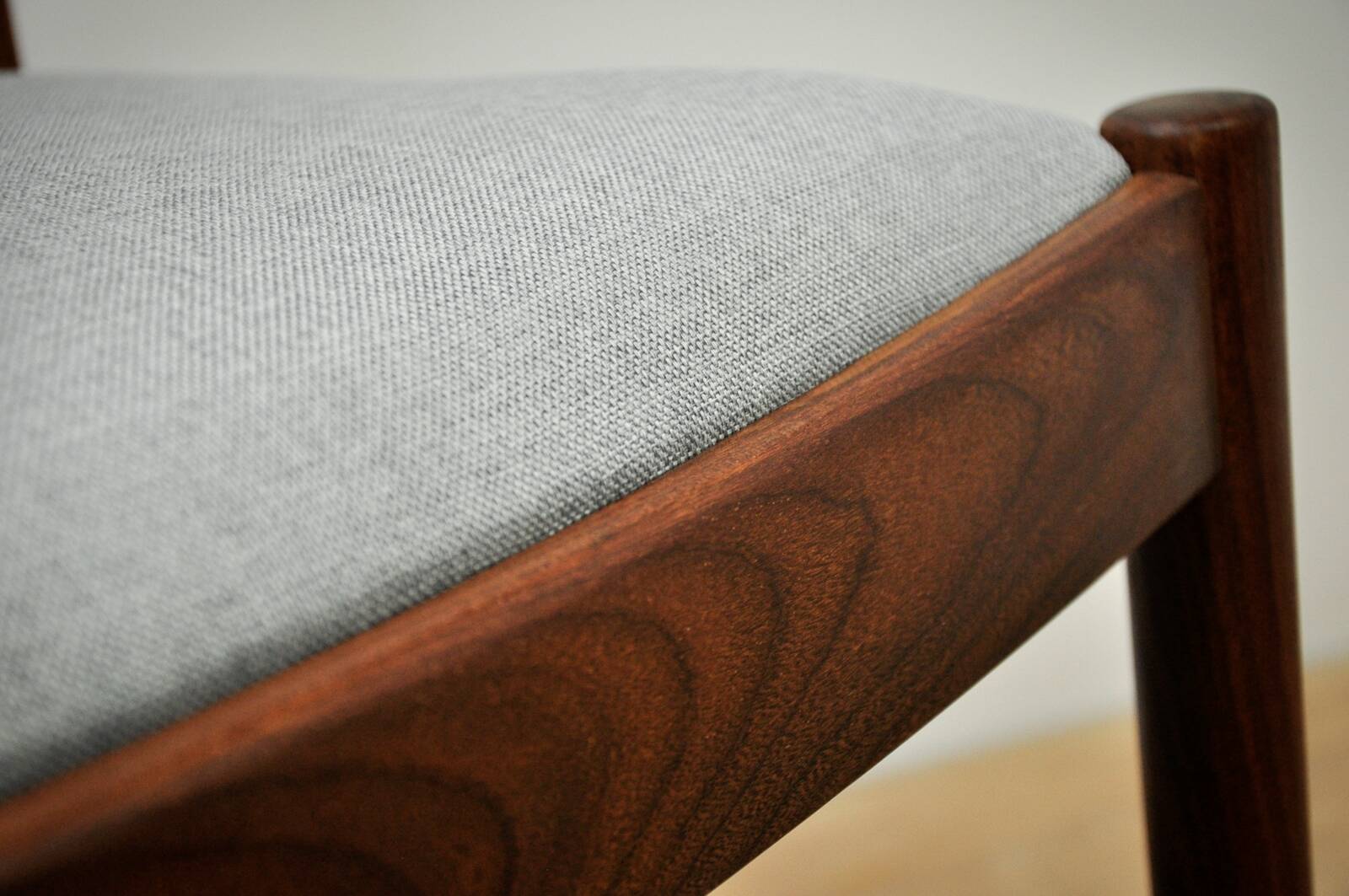 Chaises de Salle à Manger Vintage par Victor Wilkins pour G-Plan, 1960s, Set de 4