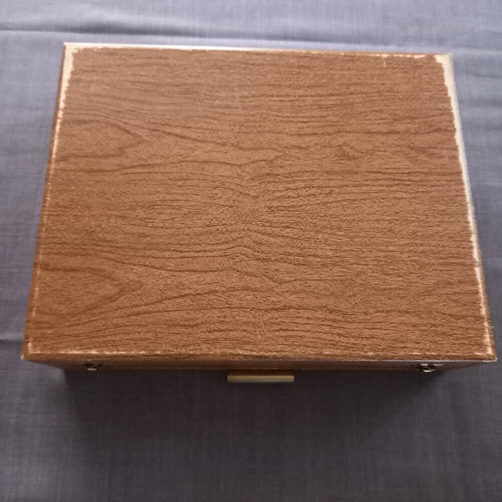 Housewife France Silver Metal Beads