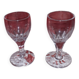 Pair of aperitif or digestive glasses in art deco crystal