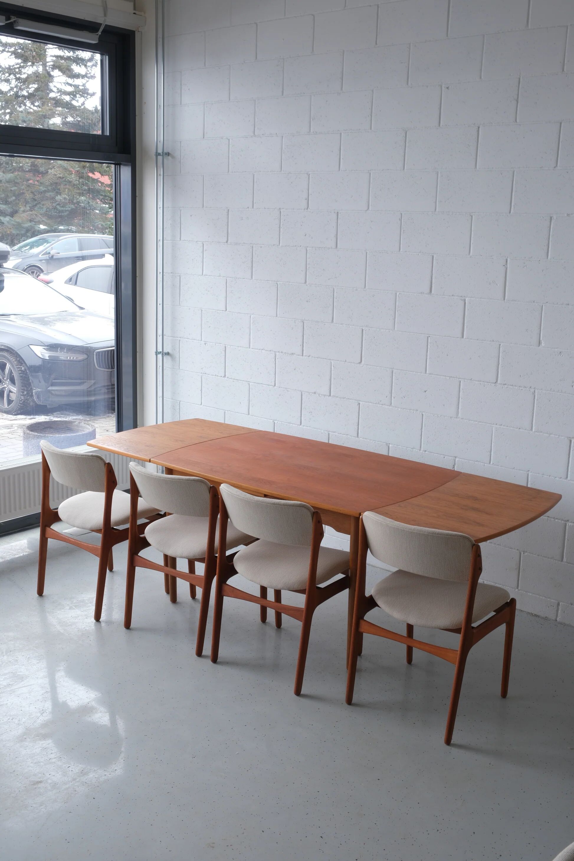 Table à manger en chêne danois et teck