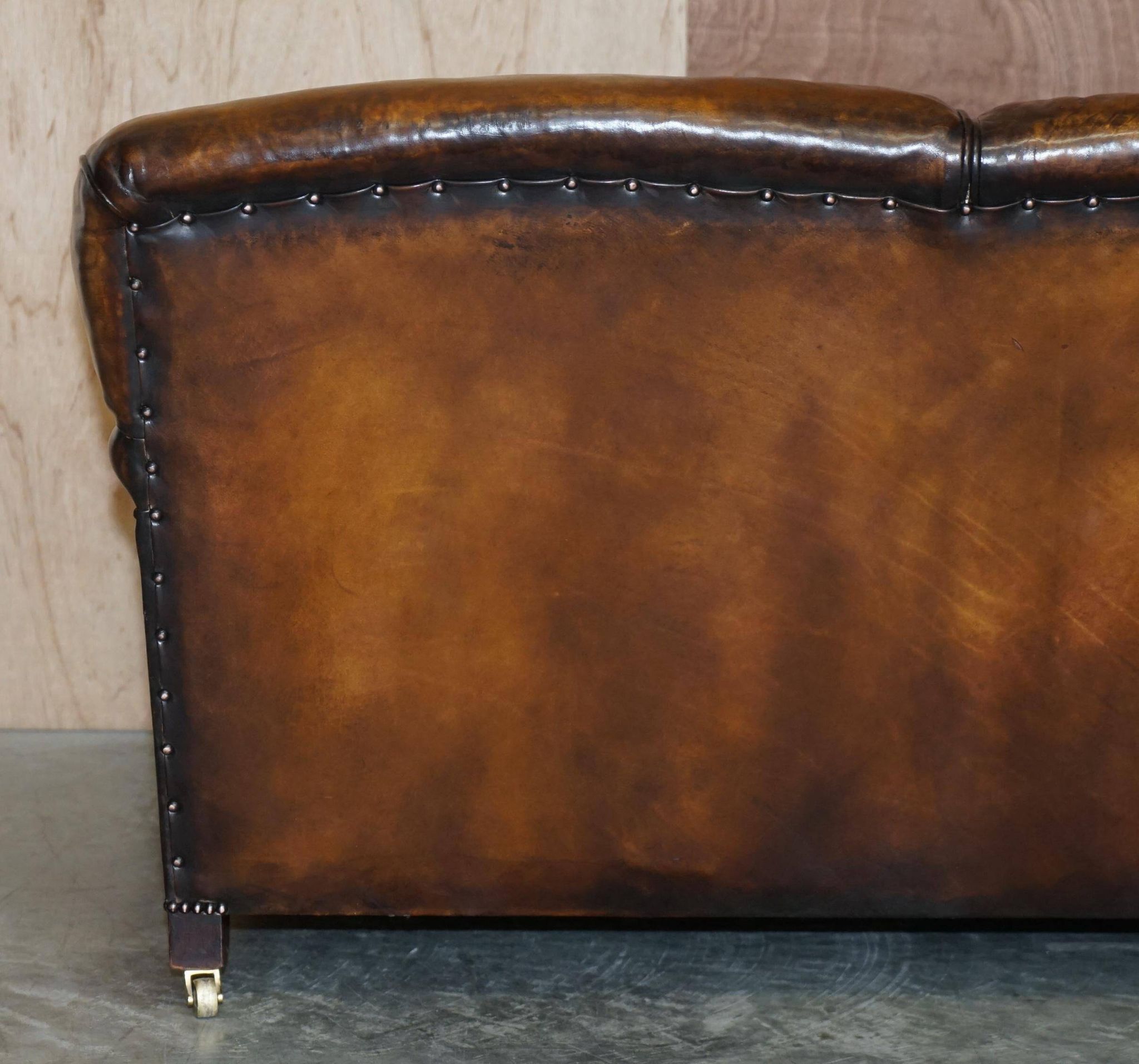 Howard & Son leather canapé, restored vintage, 3-seater