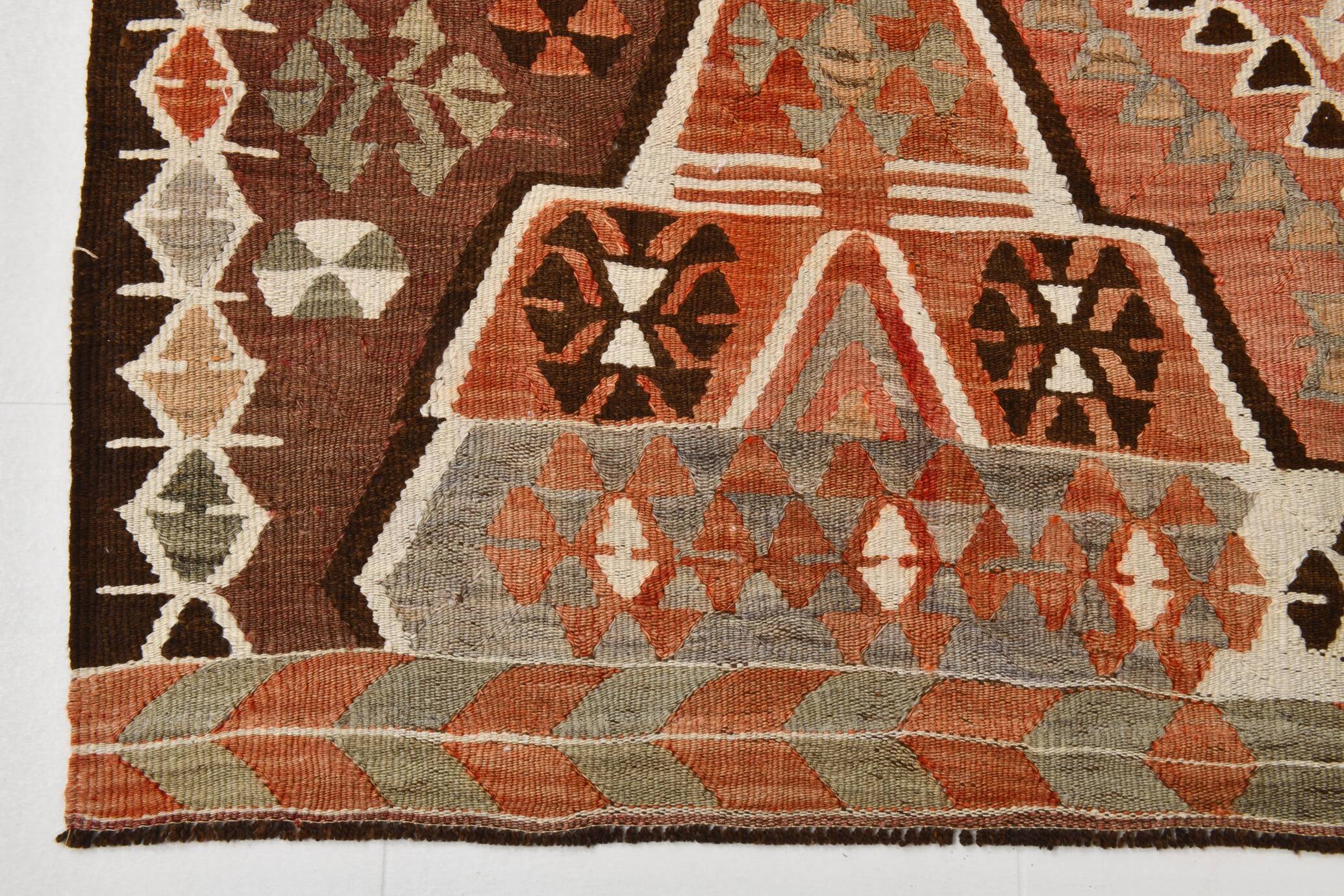 5x10 Pale Red & Brown Geometric Persian Kilim Rug, 170x310Cm