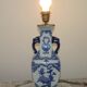 Pied de lampe vintage en porcelaine chinoise à décor d'oiseaux et poignées en lion