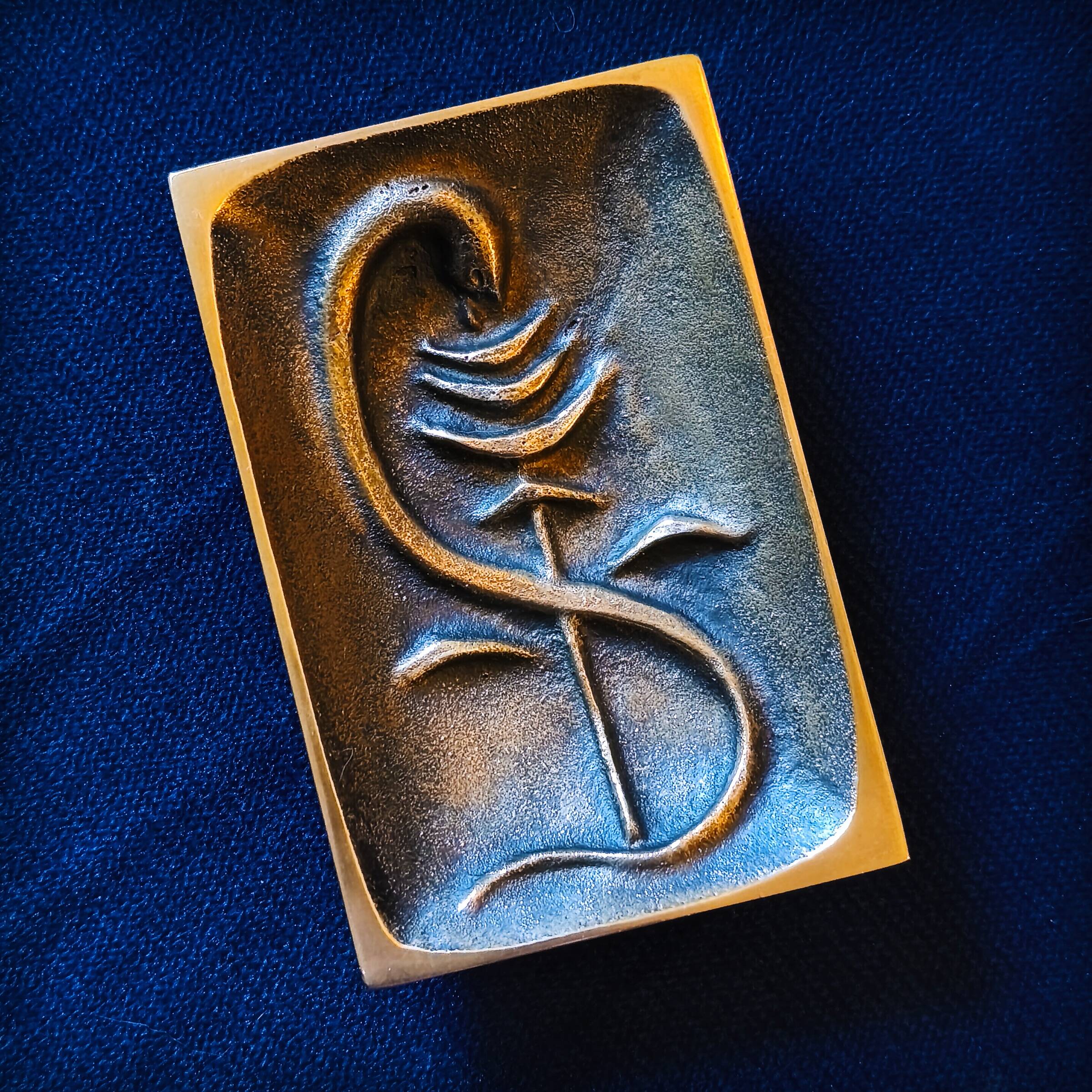 Brutalist bronze ashtray by Alfieri Gardone for Lauterbach.