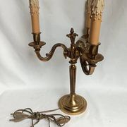 Antique 3-light table lamp in bronze in the Louis XVI style - 2 kg