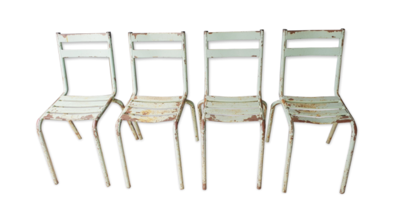 Set of 4 metal chairs