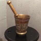Mortar and pestle in bronze, silver and copper