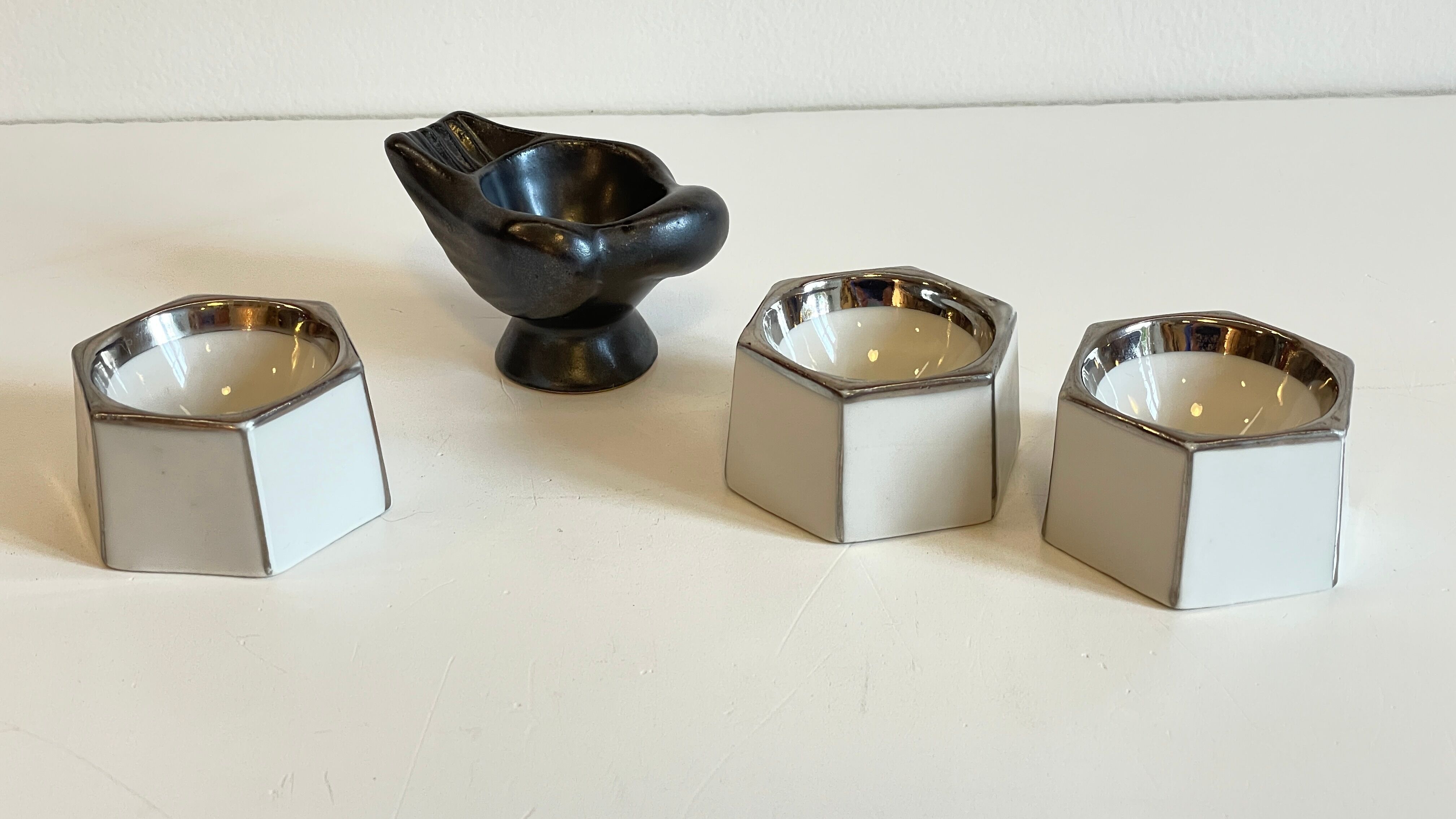 4 eggcups in ceramic period art deco
