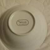 Serving dishes in fine porcelain with gilded edging