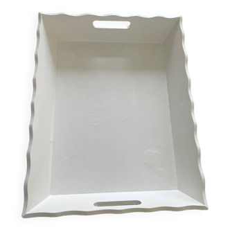 Shabby white tray