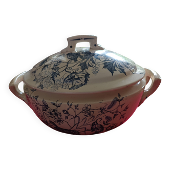 antique soup tureen Terre de Feu 1920/1930 with a decoration of birds and insects