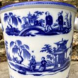 Jules Vieillard Bordeaux cache-pot, large model, blue and white decoration.