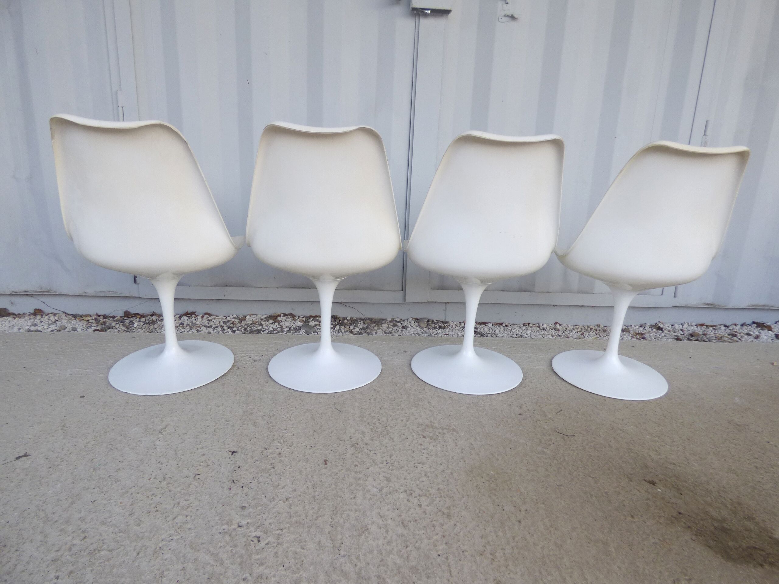 Lot de 4 chaises tulipe Knoll Eero Saarinen