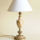 Lampe de table vintage en onyx et laiton avec abat-jour, style néoclassique