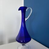 Vase en verre soufflé bleu colbat design vintage élégant avec anse torsadée