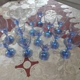 Flûte et verre à pied