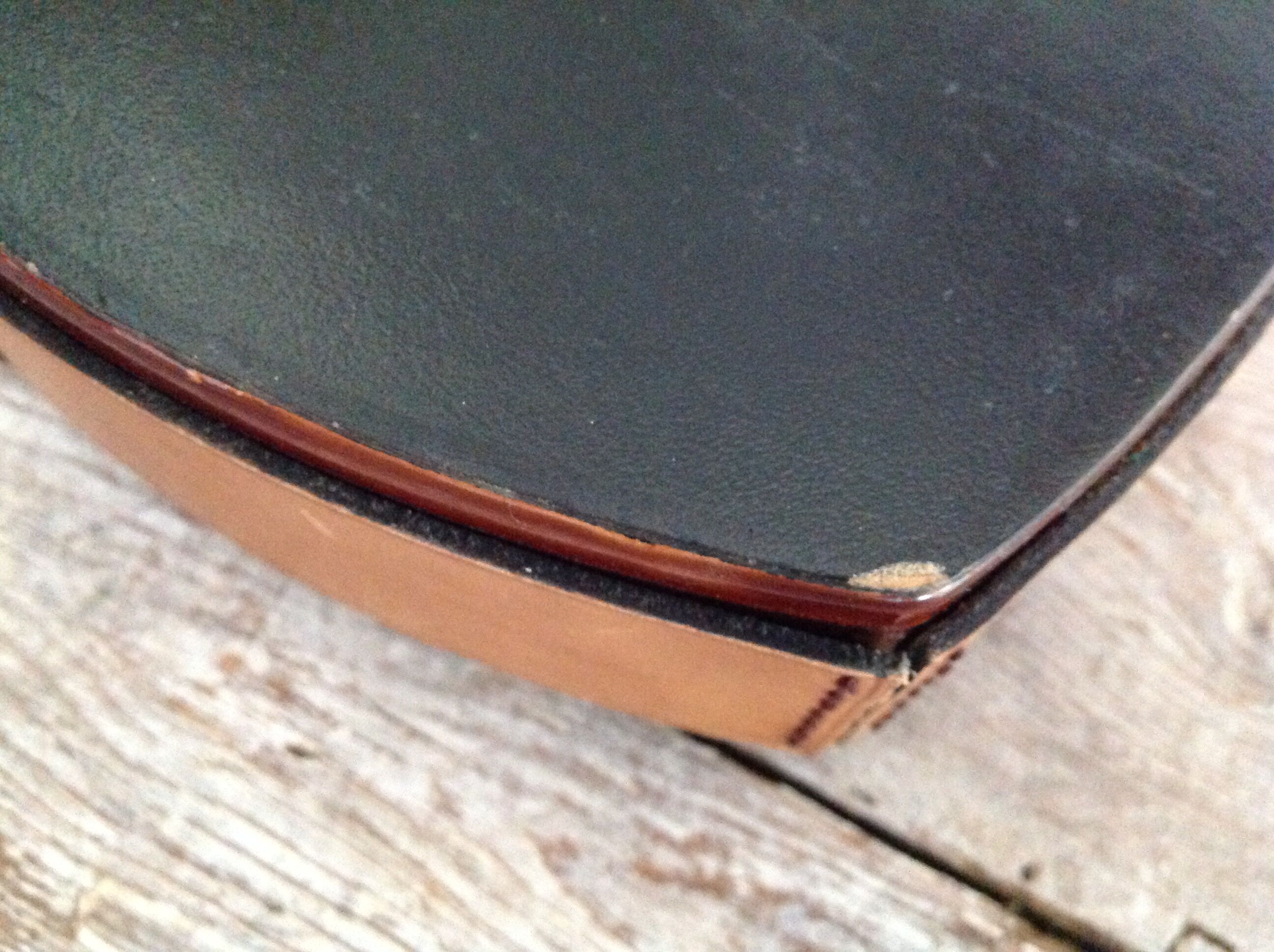 Cendrier en cuir Longchamp