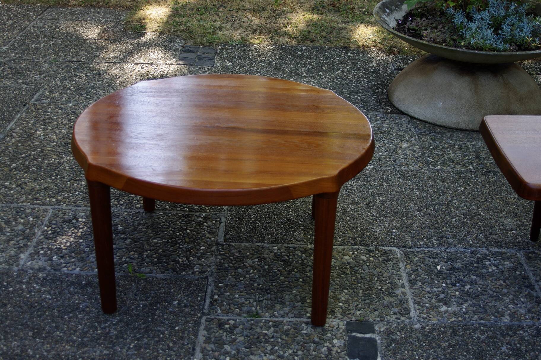 Organic round coffee table in solid teak by john boné for michael laursen denmark 1960
