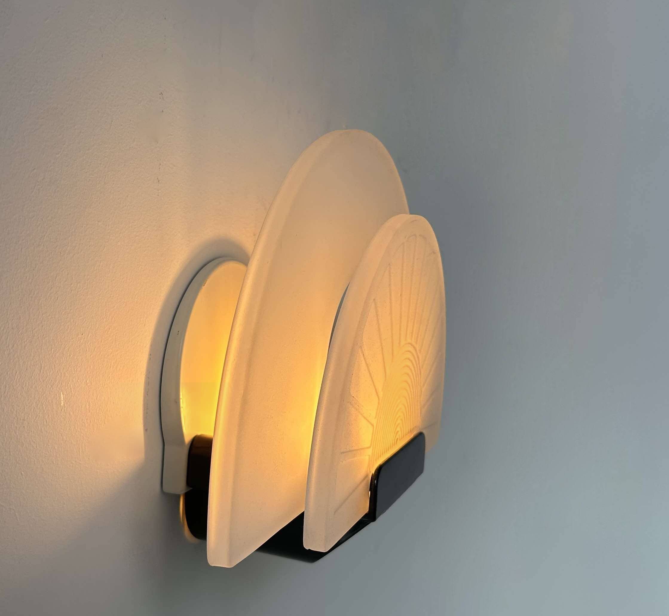 Vintage wall lamp "Diva" Ezio Didone for Arteluce, sandblasted glass and black metal, Italy 1970