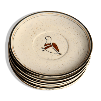 Set of stoneware plates