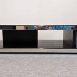 Contemporary design coffee table, Italian 1970s style.