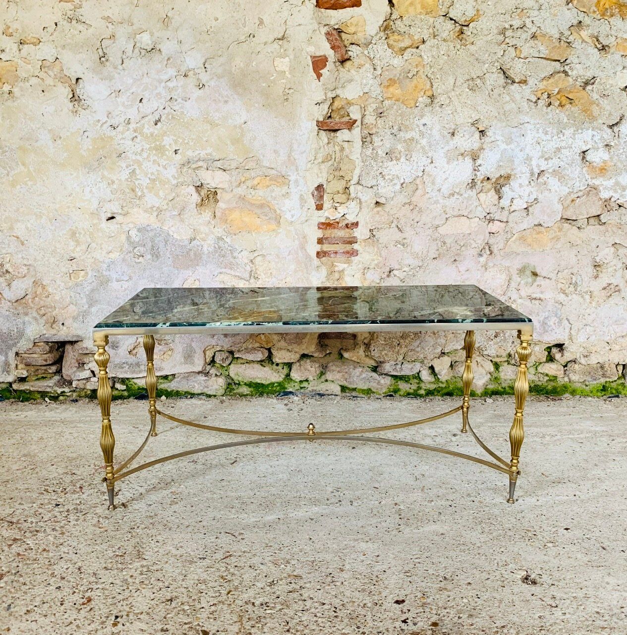 Coffee table in green marble and brass circa 50/60