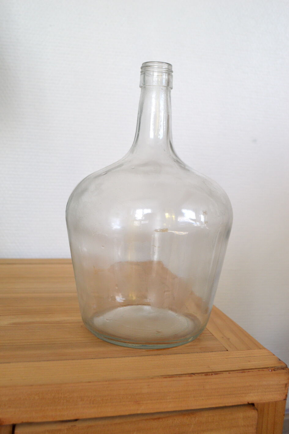 Transparent Lady Jeanne