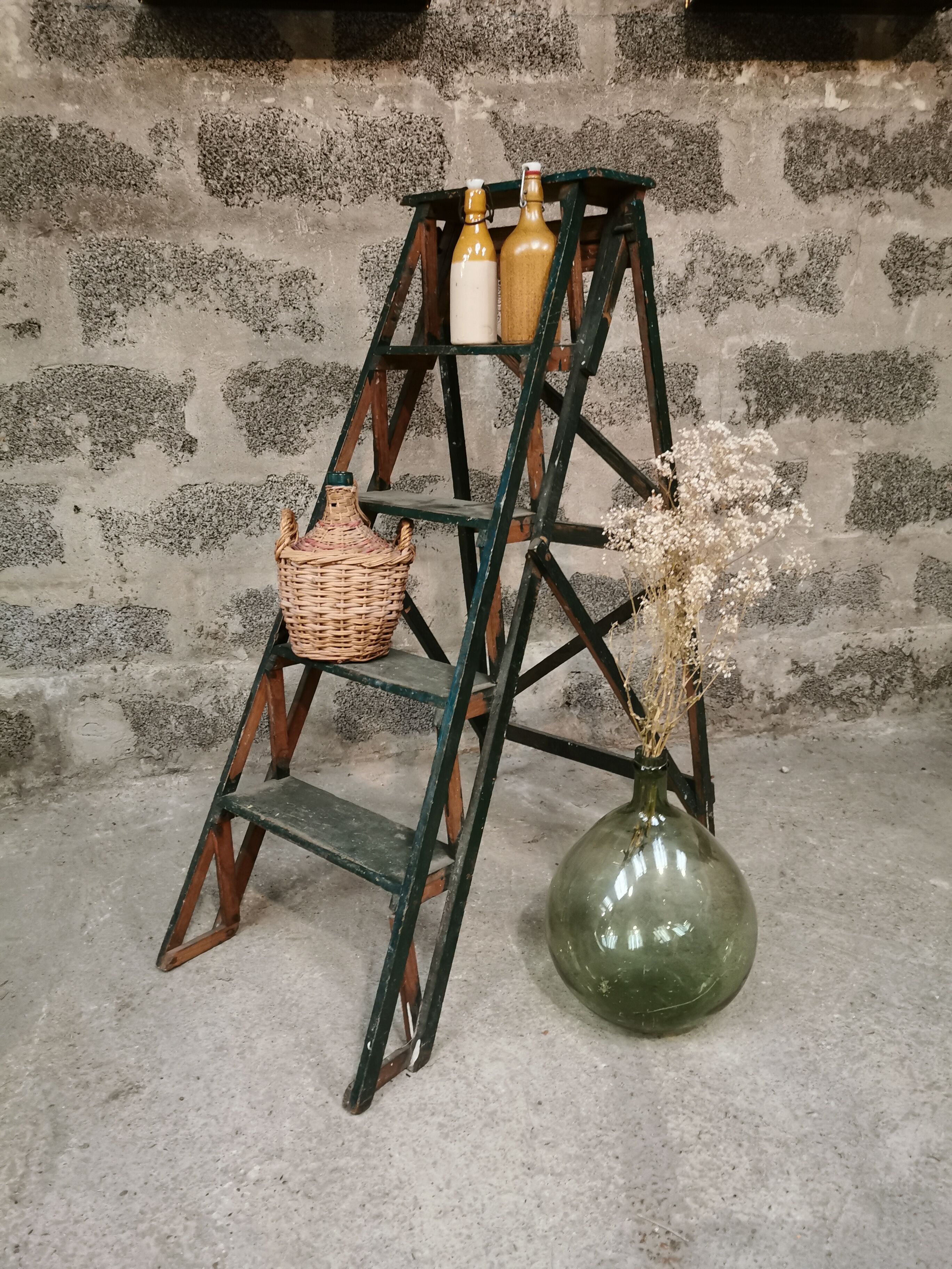 Vintage stepladder