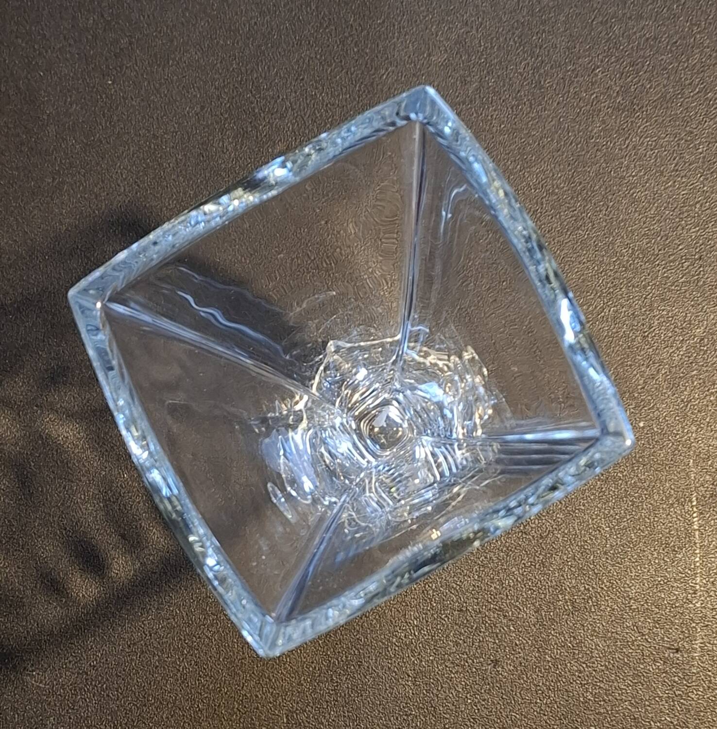 Contemporary crystal vase