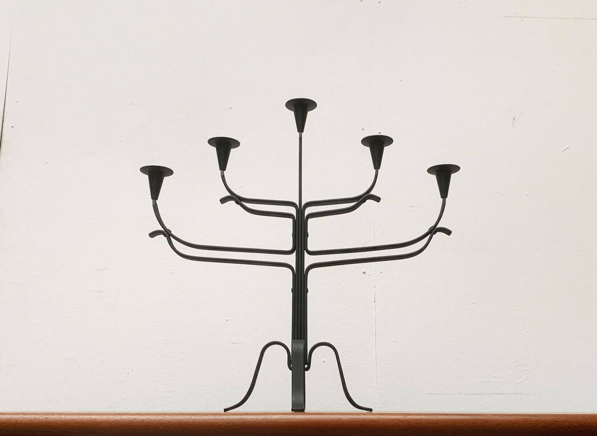 Support de bougie en métal brutaliste
