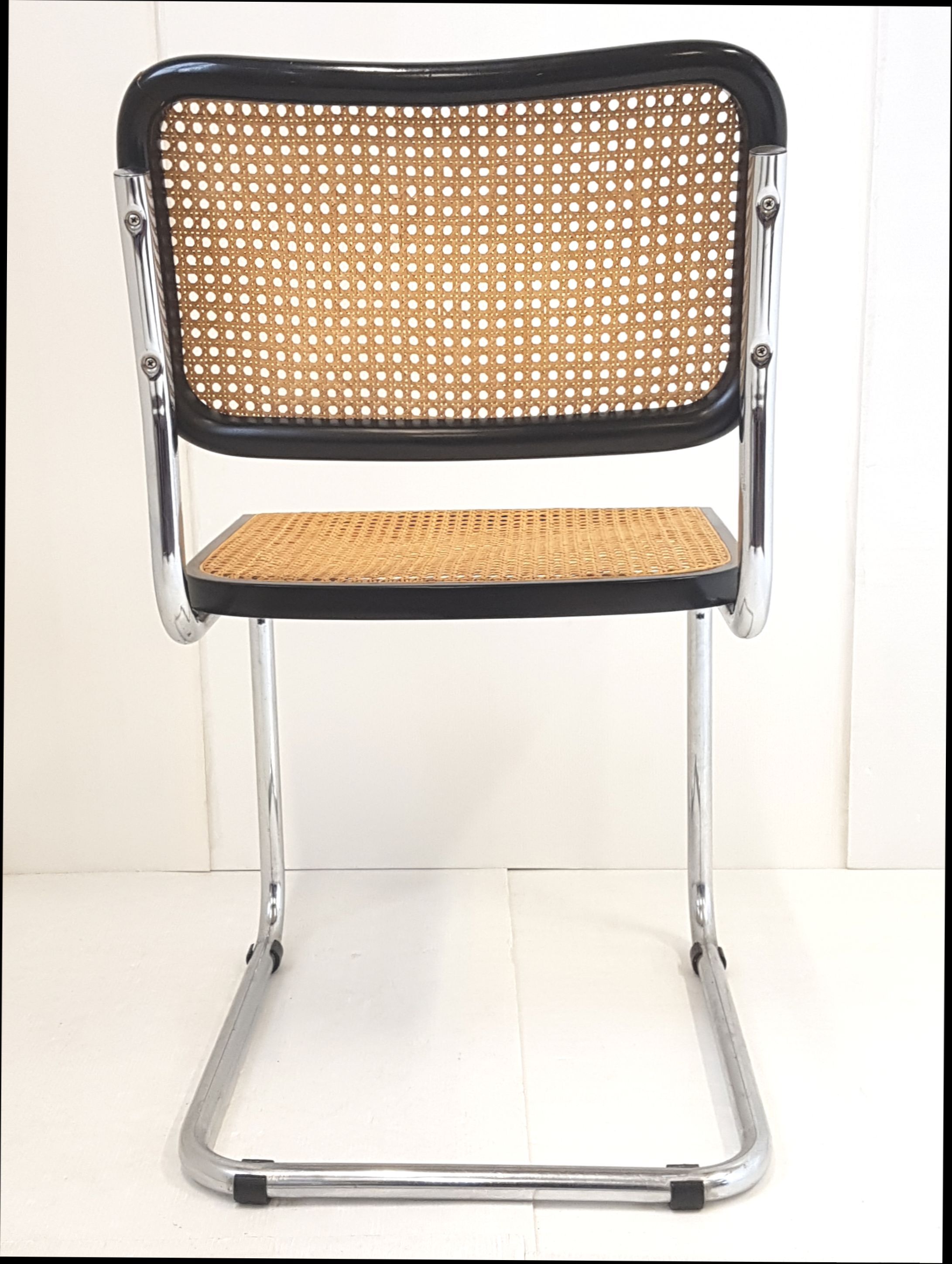 Chair by Marcel Breuer cesca B32