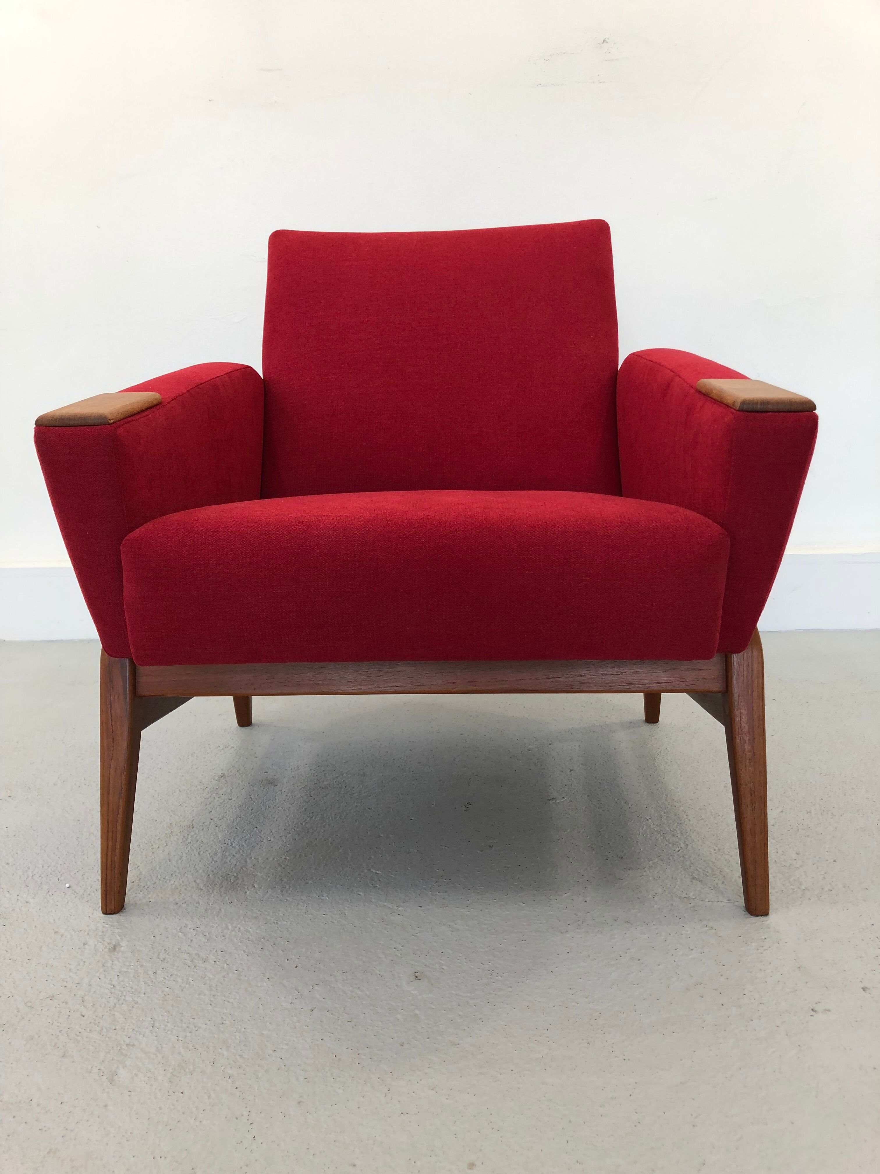 DANISH DESIGN ARMCHAIR IN WOOL & TEAK WOOD, 1970S